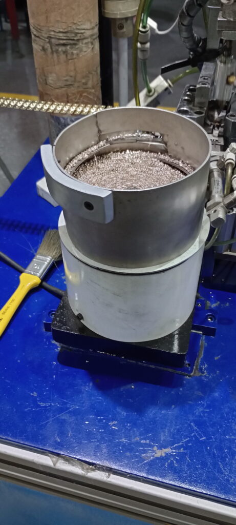 EQUIPOS VIBRATORIOS INDUSTRIALES